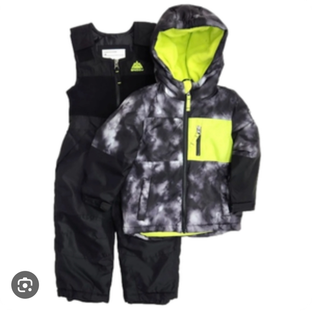 NWT Kids Snozu 2pc snowsuit set